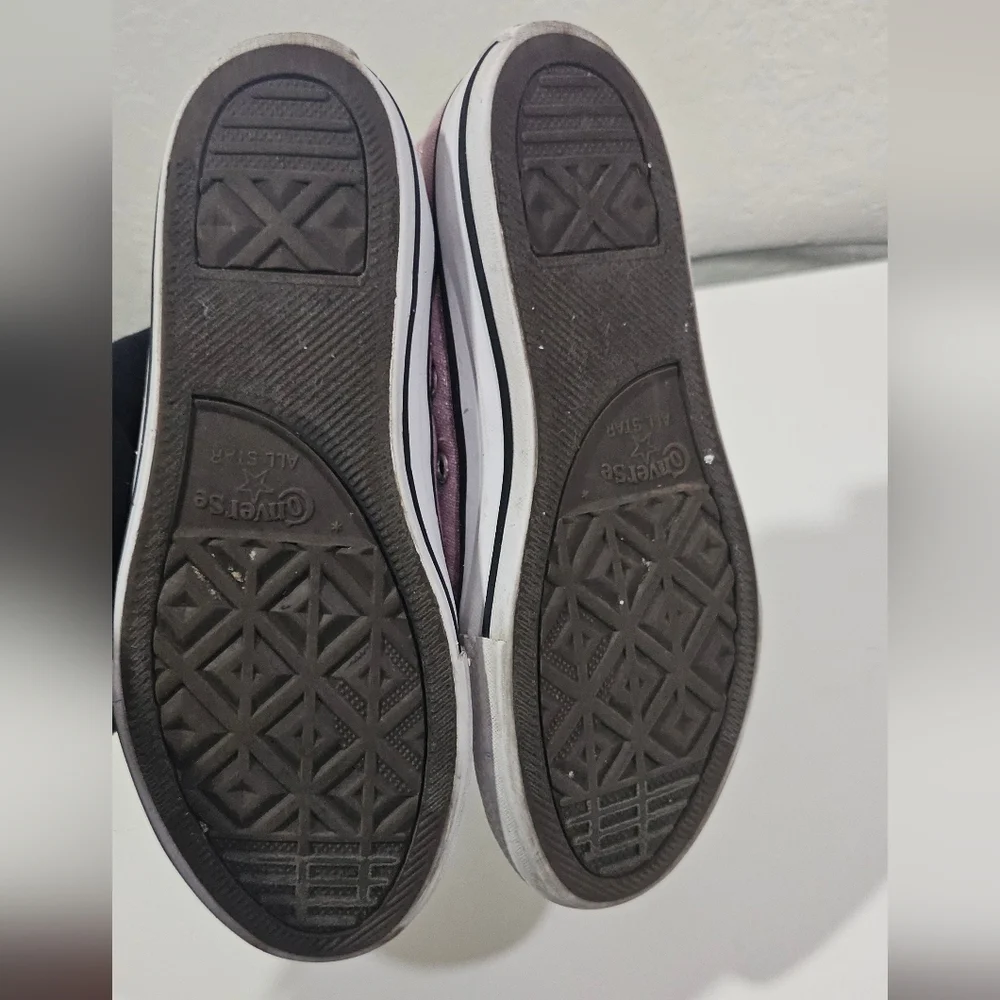 Converse size lace
